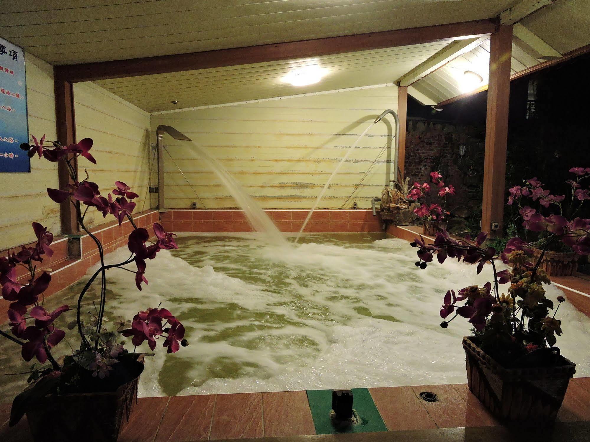 Longchi Hot-Spring Hotel Jiaoxi Εξωτερικό φωτογραφία